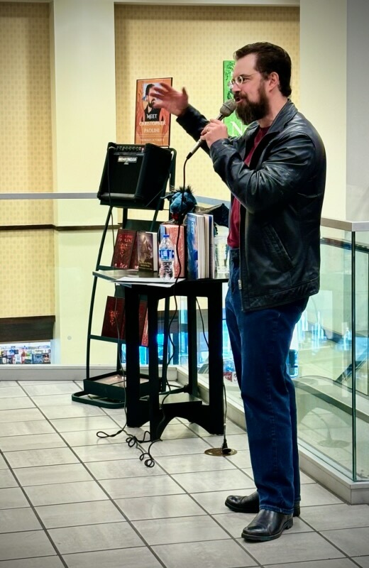 Photo by staff at @BNFairlawn

Signing at Barnes & Noble Fairlawn - October 17, 2024